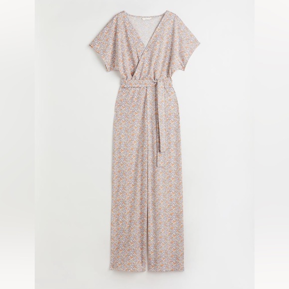 H&M jumpsuit - Picture 2 of 9